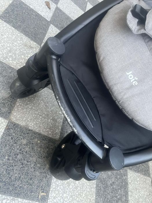 Детска количка Joie