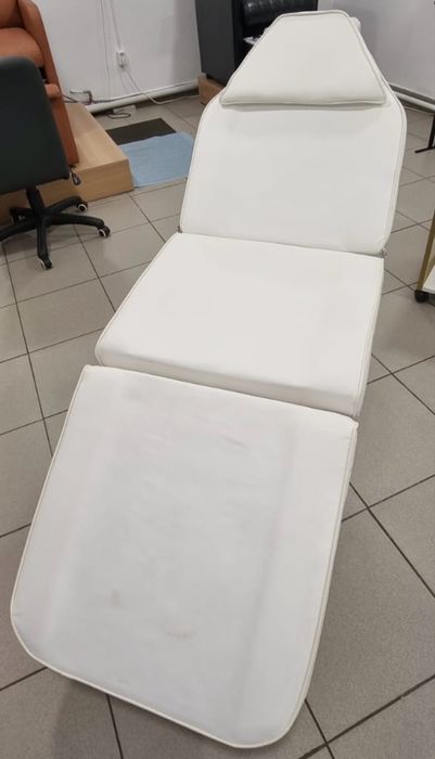 Кушетка для бьюти процедур