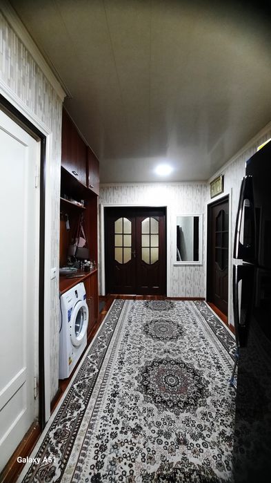 Срочно продаётся на Сагбоне  4/3/3 кирпичный