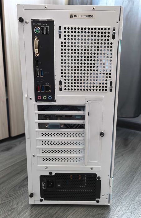 Гейм Ryzen Ryzen 5 5600, RX 570 8GB, 16GB DDR4, 120Gb SSD, 500GB HDD