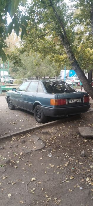 Audi 80 B3, объем двигателя 1.8 л