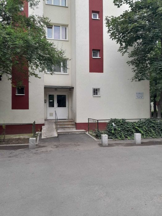 Ma vinde ! Apartament 2 camere semidecomandat _Luica Sector 4 Bucuresti.