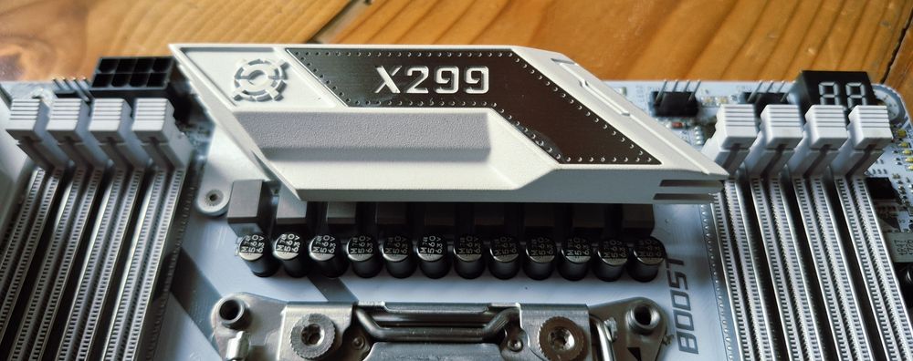 MSI X299 i7 7740X 5.36GHz 8 core 120mm Thermaltake 10 heatpipe