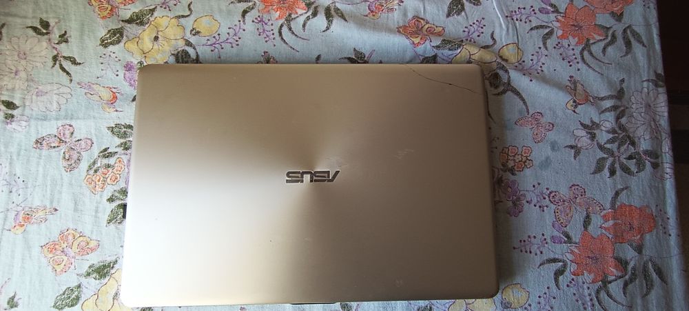 Игровой ноутбук Asus