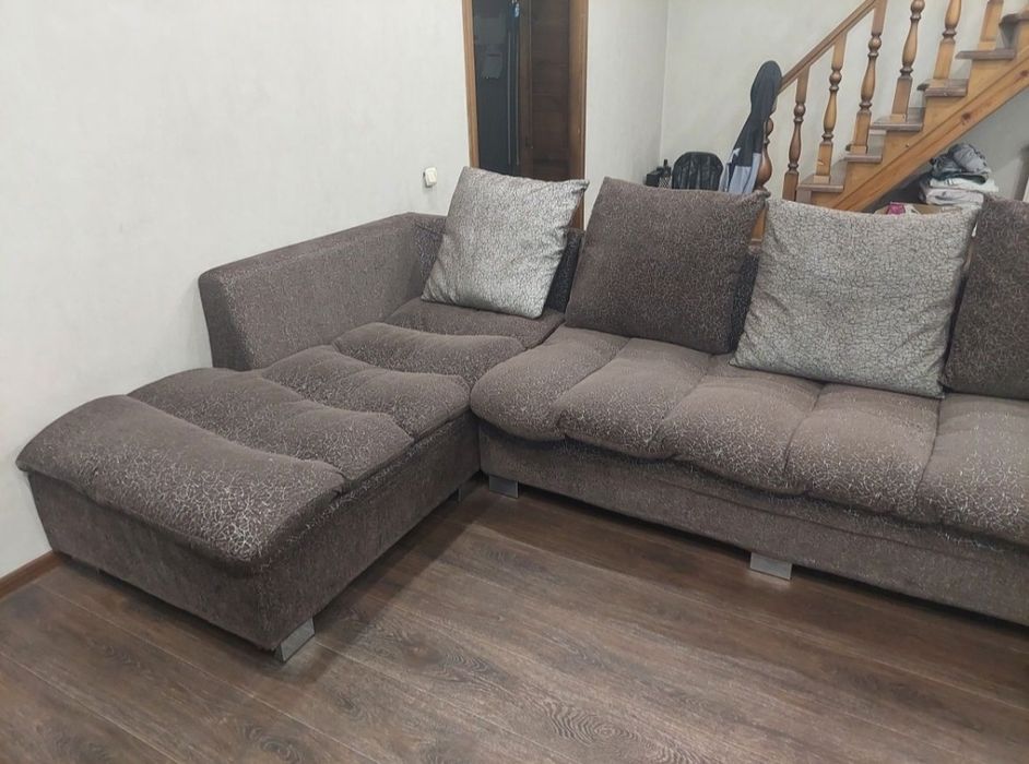 Диваны, мягкая мебель, тройка