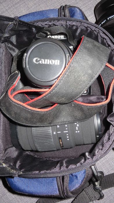 Комплект Canon с три обектива, филтри и две чанти