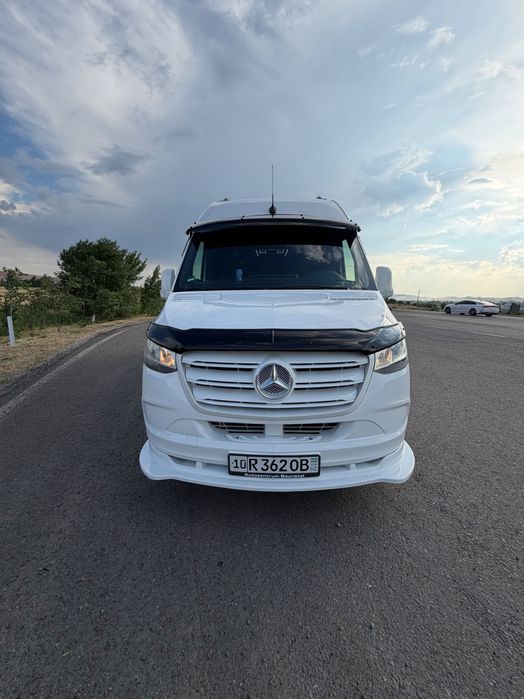 Sprinter bez probega po Uzbekistanu