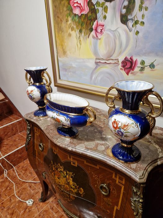 Антикварен порцеланов италиански к-т вази и жардиниера