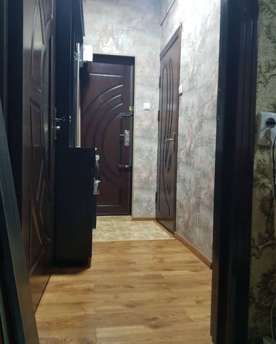 Чиланзар 8  продается квартира 2 комнатная