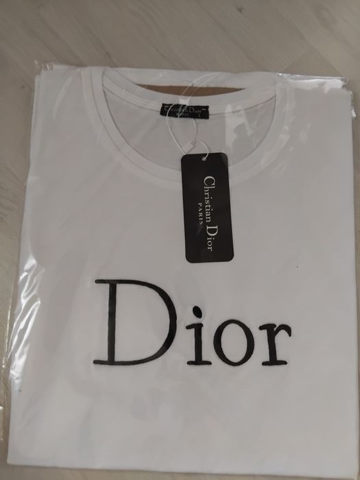 Tricouri Dior ieftine