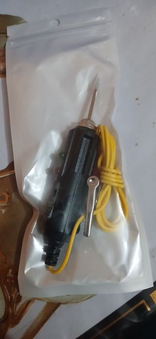 Avtomobil tekshirish uchun zvukavoy tester .