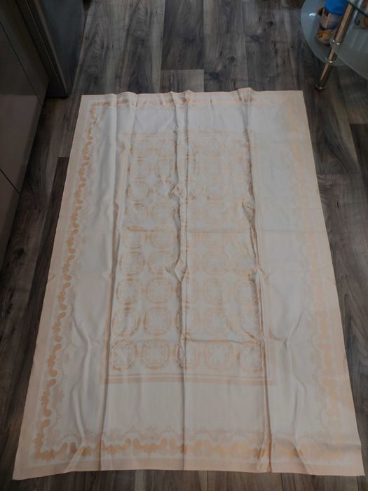 Покривки от плат и тишлайфери