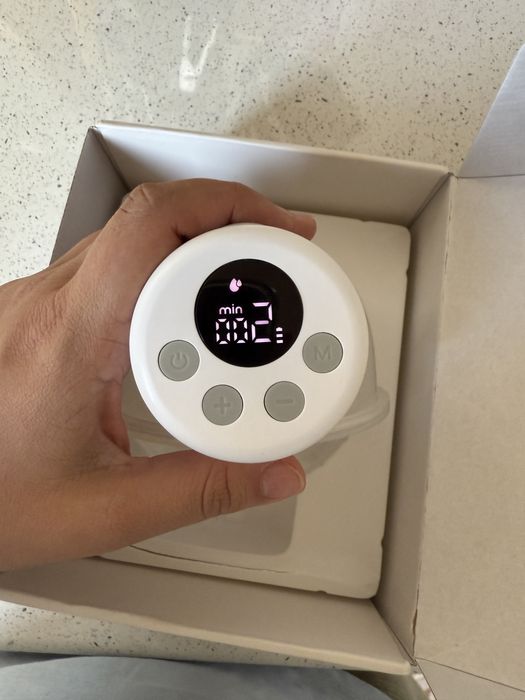 Портативный механический молокоотсос, работает отлично