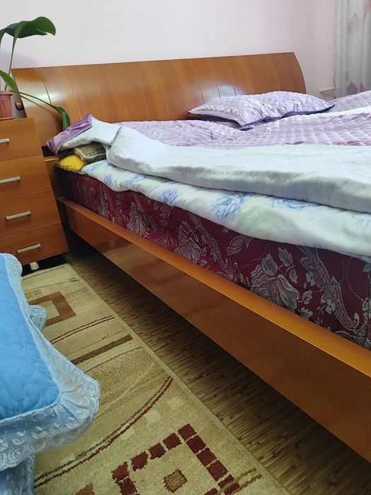 Спальный гарнитур