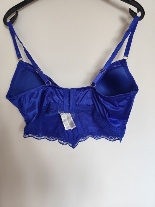Censored sutien tip corset