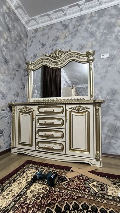 Мебель спальный гарнитур