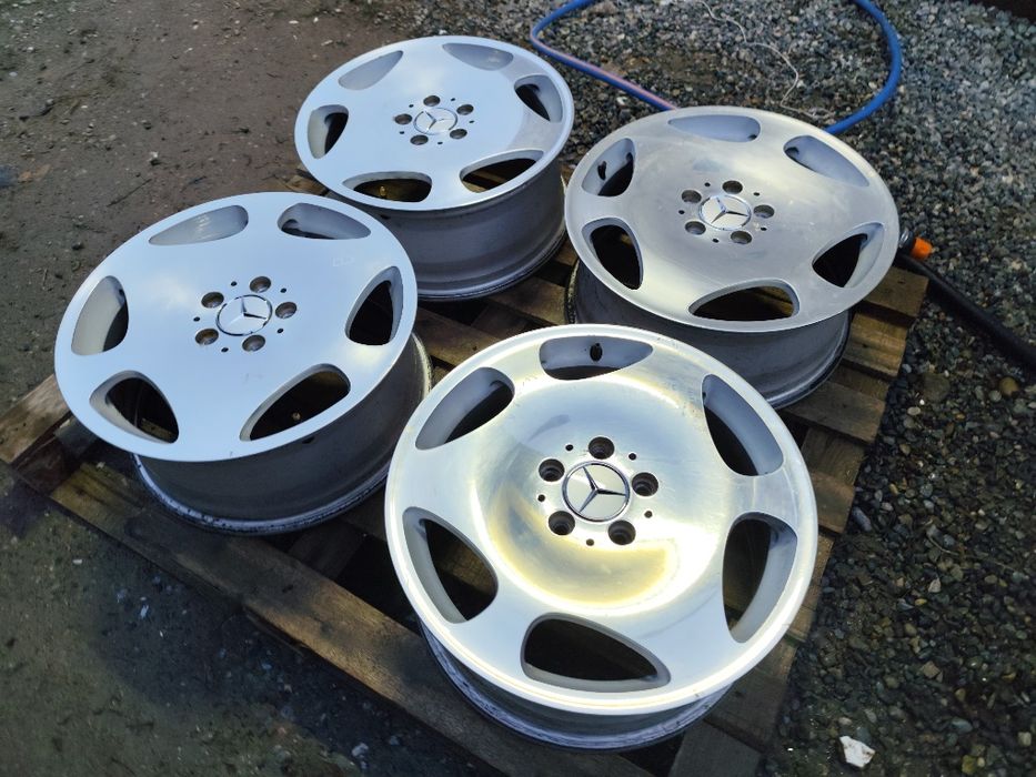 Срочно продам шикарные диски в идеале. Диски читые без дефекта без кат