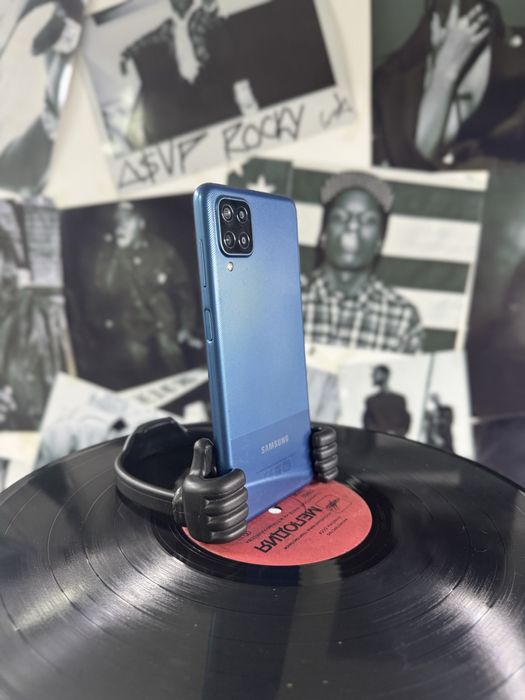 Смартфоны от 20 000