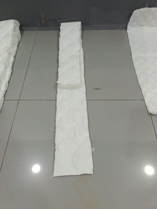 Tiplitsa, issiqxonalar uchun ko'rpachalar bor