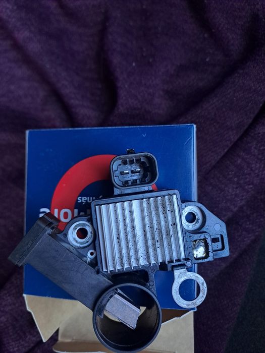 Продам реле генератора