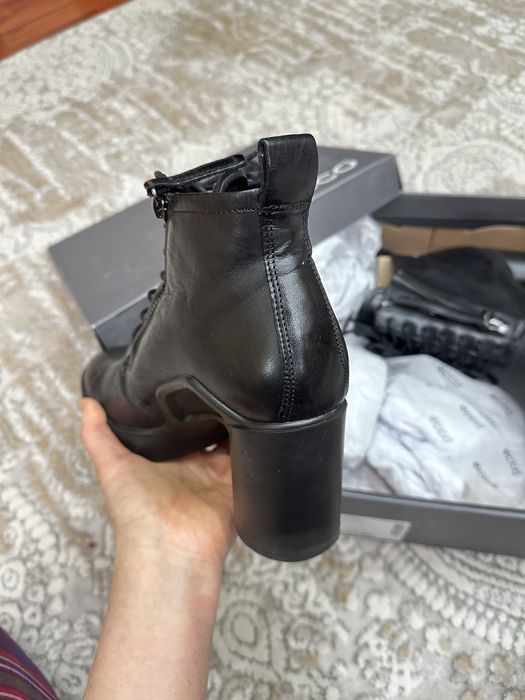 Женские ботильоны ecco