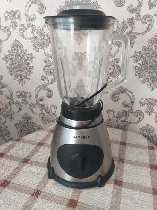 Мощный блендер Samsung