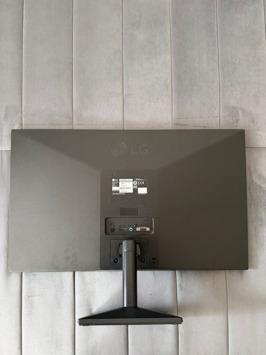 Monitor calculator LG