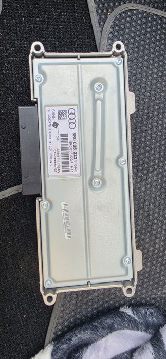 Subwoofer + Amplificator Audi A4 B8 Break