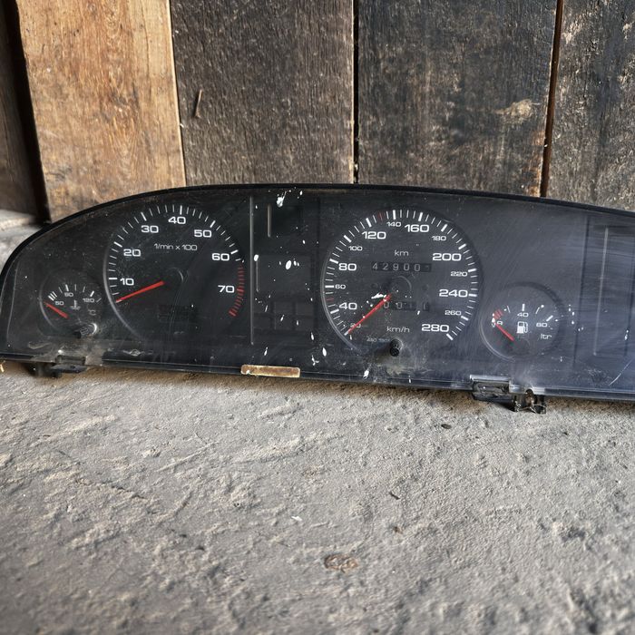 Панель приборов Audi 100 / A6 (C4