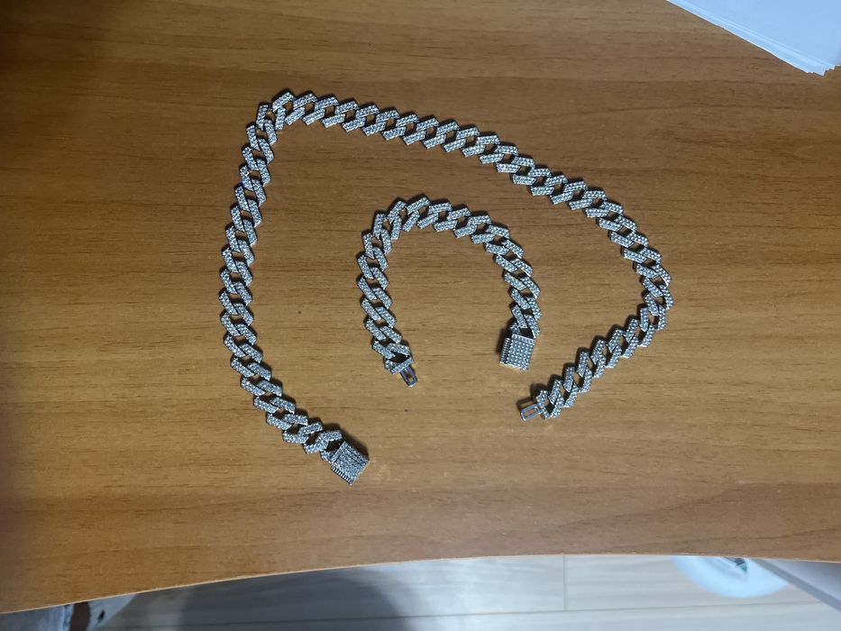 Ceas cu diamante + Bratara + Lant