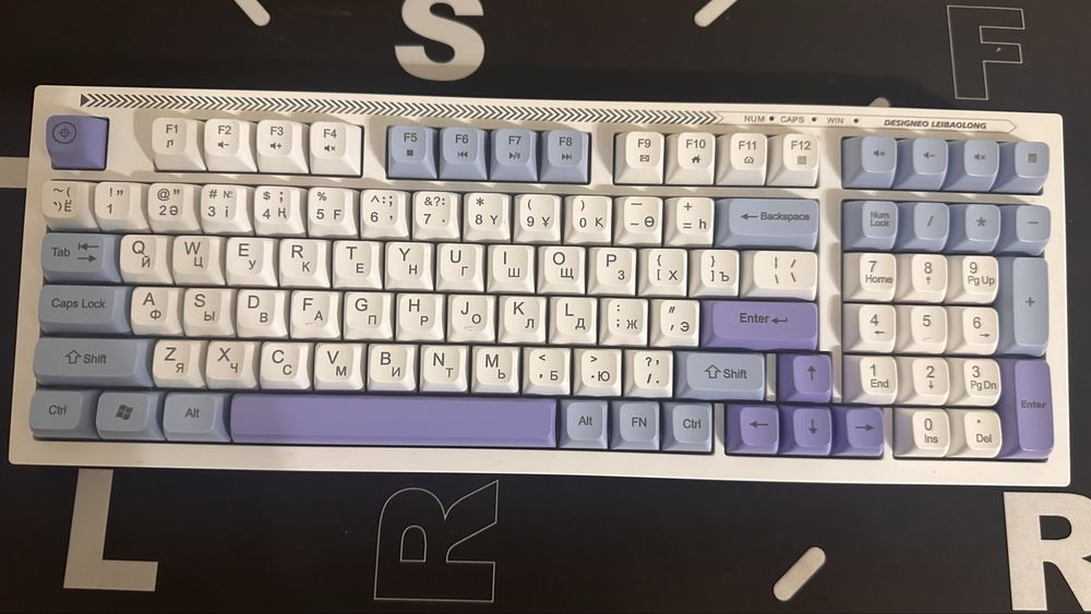 Продам клавиатуру