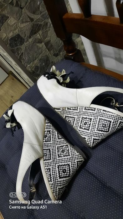 Отдам обувь женскую