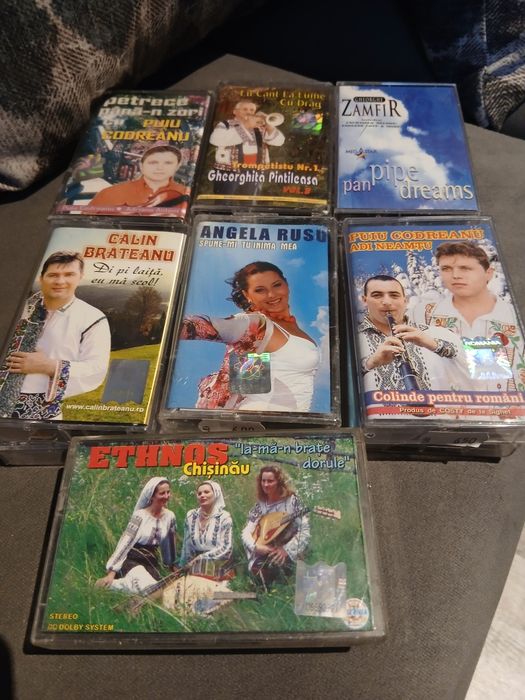 Caseete originale muzica de petrecere