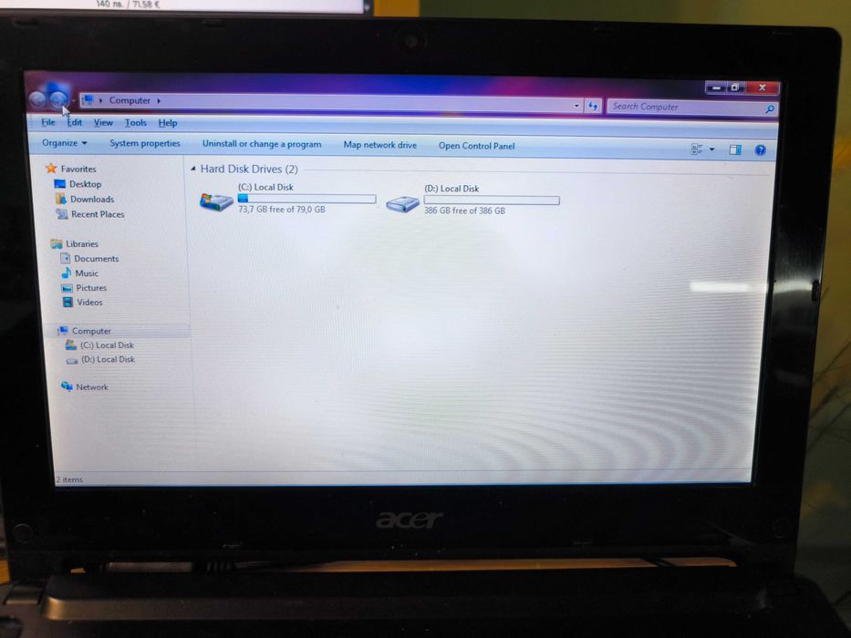 Продавам нетбук Acer Aspire One D255E