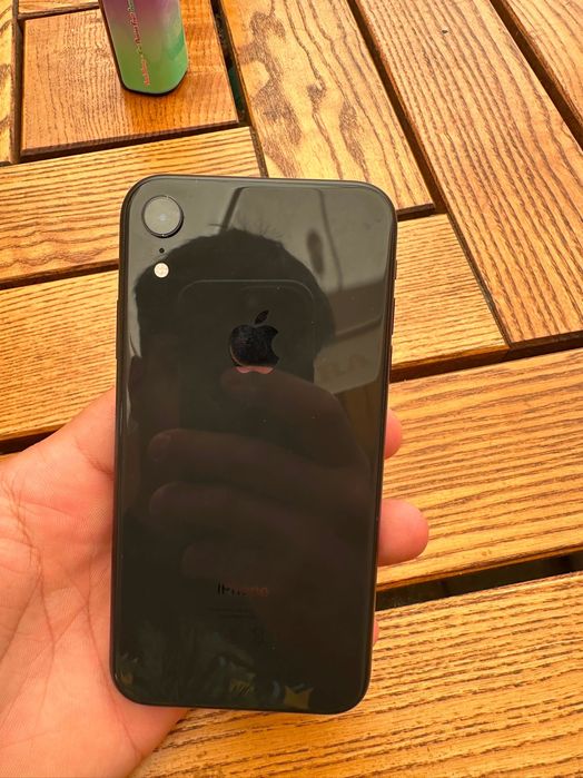 Vând iPhone xr 256 gb impecabil