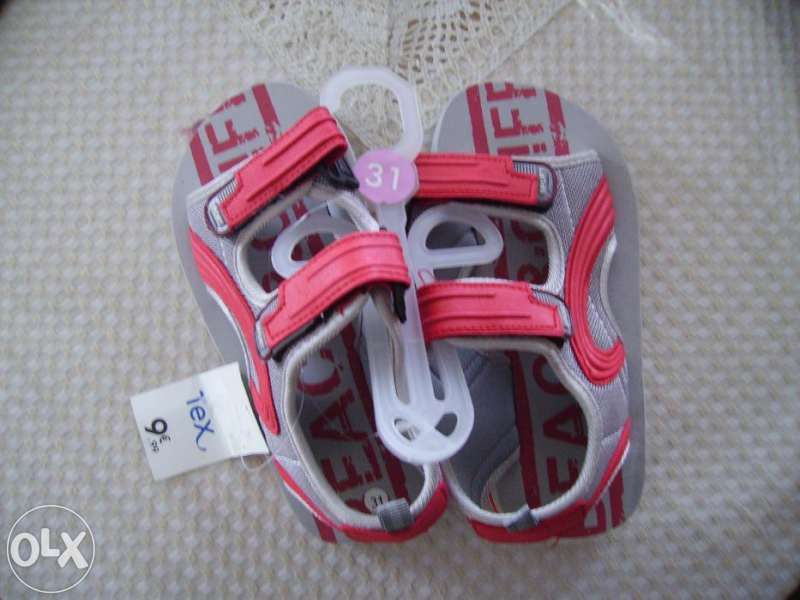 Нови детски сандалки