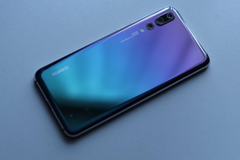 Недорогие смартфоны Huawei, Samsung, LG