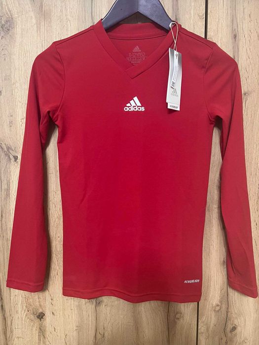 Adidas 11/12 унисекс блузка Нова цена10 лв