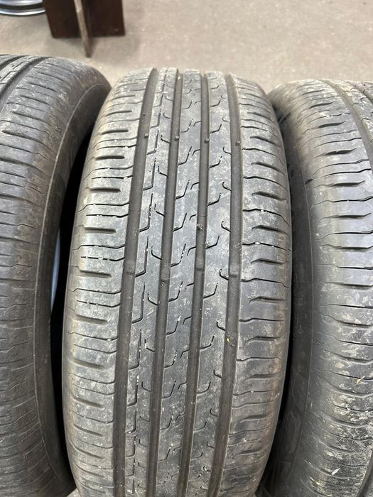 Vand 4 anvelope Continetal 205\60 16  150 bucata