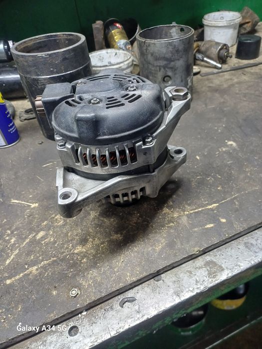 Продам Генератор Оригинал Таёта Камри  -55