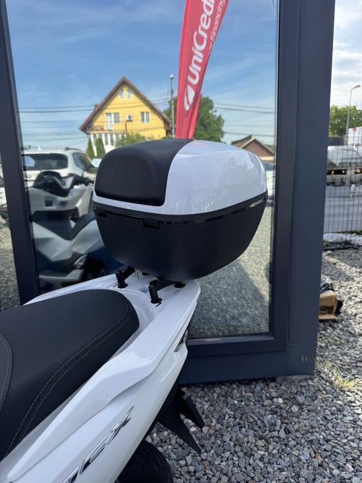 Top case Top X cu cifru  pt Honda PCX - 32 litri ( nou )