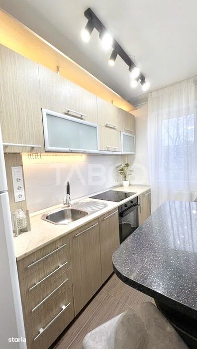 Apartament cu 2 camere de vanzare langa Piata Flora  in Manastur