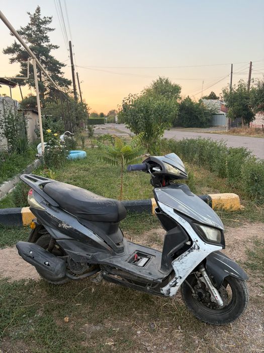Продам мопед м8 .