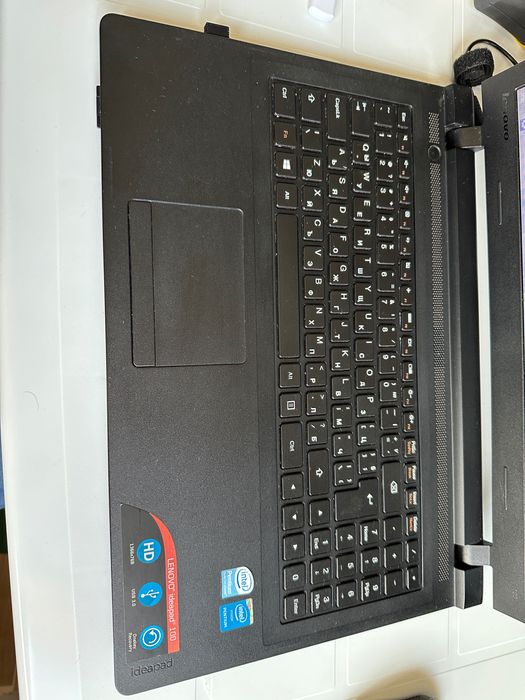 Лаптоп Lenovo (Леново)