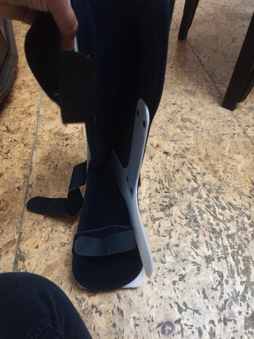 Стабилизатор/Ортеза за глезен тип ботуш