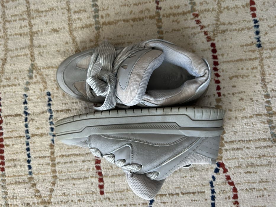 Adidasi Bershka Marimea 39