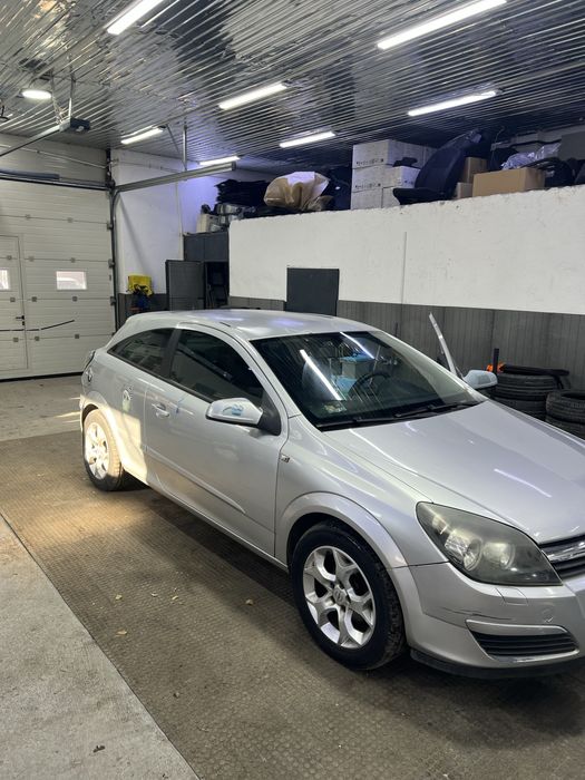 Inchirieri auto / rent a car ( glovo , tazz , delivery )