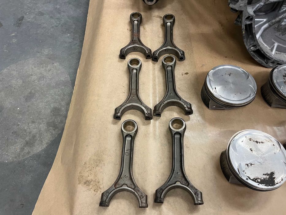 Биела M156 6.2 V8 63 AMG 63AMG E63 ML63 Cl63 CLK63 CLS63 C63 SL63 S63