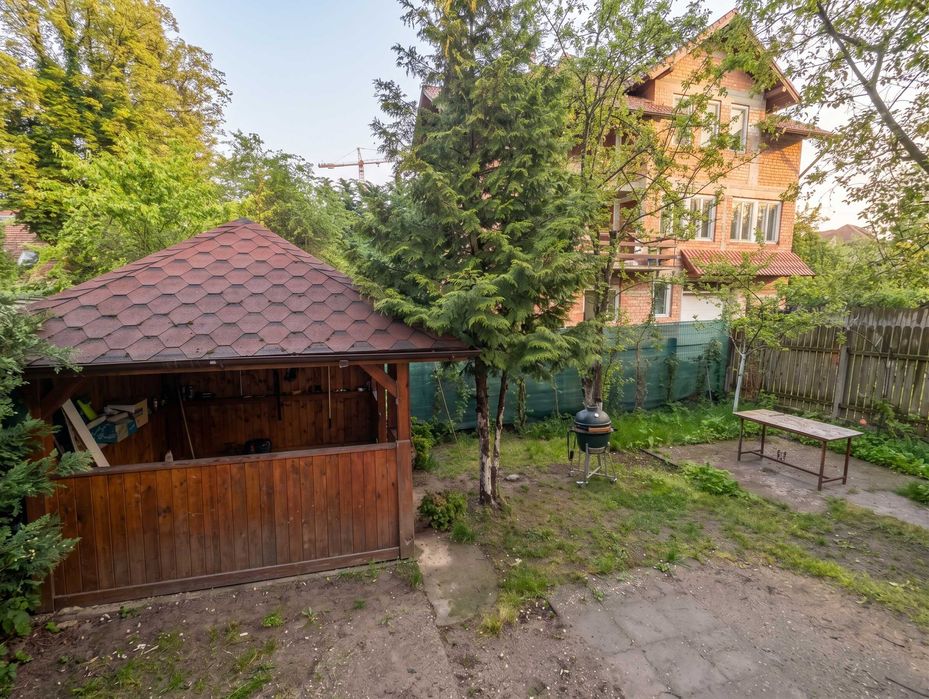 Particular, casă renovată 2026, curte și foișor, zona AFI/Dorobanților