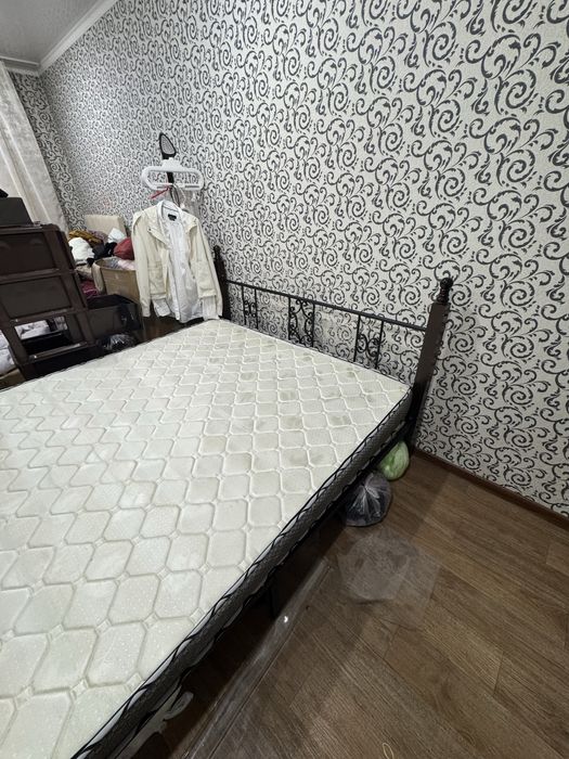 Продам кровать 160*200